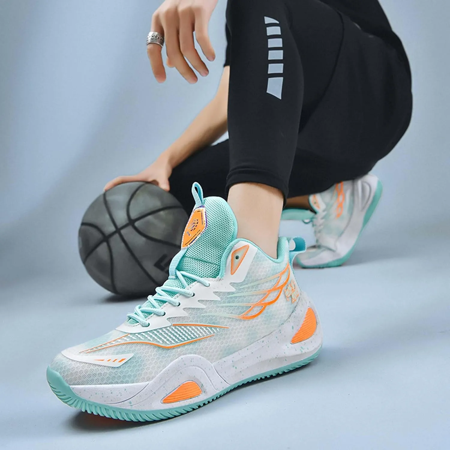 Mens Womens Couples Lace Up Mid Top Casual Sneakers Rubber Sole Non Slip Basketball Sneakers Comfortable and Breathable Running ShoesWear Resistant and Durable Fitness Training Shoes Walking Shoes